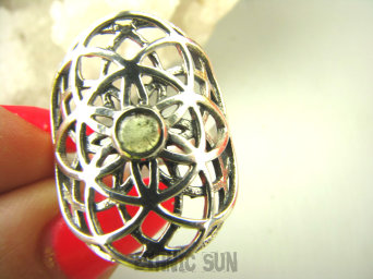 bpe8782 Biżuteria Orientalna !!! Delikatny Ażurowy Pierścień EGZOTYCZNE SŁOŃCE Prehnit Czakra Serca r.16 Srebro 925