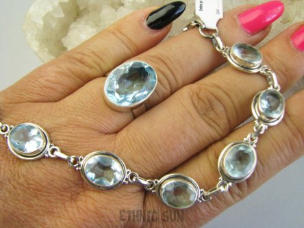 bpee4703 BŁĘKITNE CUDEŃKO  !!! Lśniący Klejnot Klasyczny Pierścień Pierścionek Laboratoryjny BLUE TOPAZ - kamień młodości r.14 Srebro 925 #