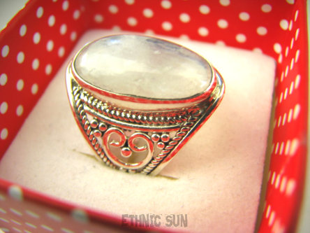 bpe8564 Delikatny Pierścień Pierścionek Wielobarwny Kamień Księżycowy r.19 ażurowa obrączka Srebro 925