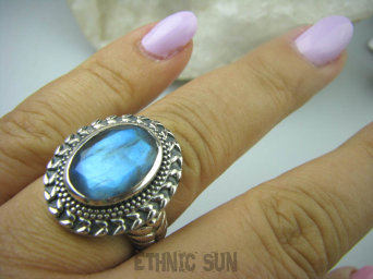 bpee3322 Elegancki Pierścień szlifowany Niebieski Labradoryt Spektrolit - kamień Zorzy Polarnej r.18 Srebro 925  # Skazka