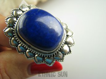 bpe3547 Egzotyczna Piękność !!! Orientalny Piękny Kwiat Pierścień z królewskim Lapis Lazuli - strażnik prawdy i mądrości r.13/ r.14 Srebro 925 #