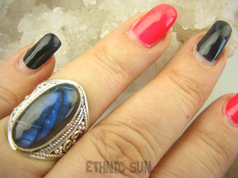 bpe8752 Delikatny Ażurowy Pierścień Granatowy Labradoryt Spektrolit - kamień zorzy polarnej r.13/ r.14 Srebro 925