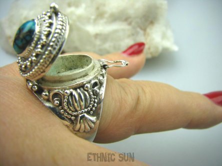 bpe5389 Bogato Zdobiony Piękny Sekretnik UNIKAT !!! Otwierany Pierścień na zdjęcia lub marzenia WIELOBARWNY  Turkus Turkusy r.21/ r.22 Srebro 925 #