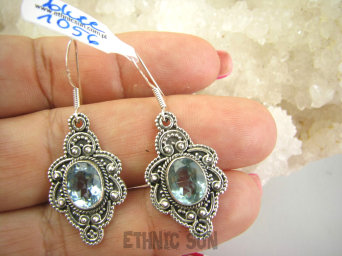 bkee1056 Egzotyczne Uwodzicielki Długie LEKKIE Kolczyki Błękitny Blue Topaz - kamień młodości Srebro 925