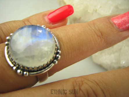 bpe8206 Prześliczny mocno się mieniący  Pierścień Niebiesko Chabrowy z tęczą KAMIEŃ KSIĘŻYCOWY r.16 Srebro 925 #