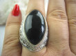 bpe4916 CZARODZIEJSKI OKAZ 21 gramów !!! DUŻY PIERŚCIEŃ ONYKS - SERCE, EGZEMY,PAMIĘĆ r.22/r.23 pięknie zdobione Srebro 925 # - 10