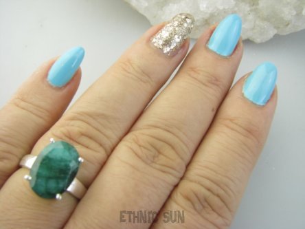 bpee4375 PIĘKNY LUX Pierścień Pierścionek OKAZ Szmaragd Indyjski Szmaragdy r.18 Srebro 925