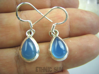 bke764 Delikatne Kropelki Klasyczne Lekkie Kolczyki Chalcedon (Tarczyca) - czakra gardła Lśniące Srebro 925