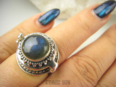bpe9028 Biżuteria Orientalna Piękny Sekretnik UNIKAT !!! Otwierany Pierścionek Pierścień na zdjęcia szary z odcieniem niebieskiego Labradoryt Spektrolit - kamień Zorzy Polarnej r.17 Srebro 925 #
