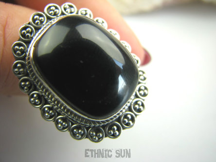 bpe4389 PIĘKNY OKAZ !!!  Duży i śliczny Pierścień z onyksem ONYKS regeneruje SERCE, EGZEMY, PAMIĘĆ r.18 Srebro 925 #