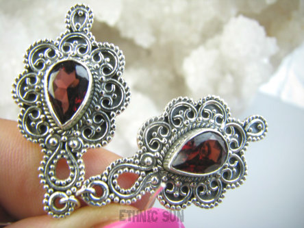 bkee1064 KAMIEŃ NAMIETNOŚCI Przepiękne Długie Lekkie Kunsztowne Orientalne KOLCZYKI z granatami Granaty Srebro 925