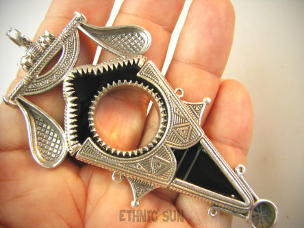 bwe3684 Ale piękny  dwustronny MAROKAŃSKI KOLOS  XXL Gigant aż 42 gramy !!! Długi 9,7 cm / 4,8 cm Wisior MAROKO CZARNY ONYKS SREBRO 925 #