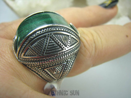 bpe5554 Fenomenalny Okaz !!! Masywny 19 gramów ! Marokański Pierścień  Malachit marokańskie wzornictwo MAROKO r.24/r.25  DUŻY ROZMIAR Srebro 925 # 