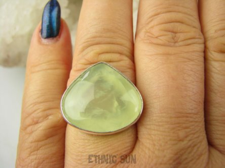 bpe9002 ZIELONA KROPLA ! Pierścień Pierścionek z naturalnym Prehnitem PREHNIT r.18 Lśniące Srebro 925 Czakra Serca #