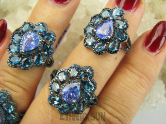 bpee4554 Prawdziwy skarb  HRABIANKA Pierścień na wzór starych kolekcji pierścionek  naturalny Indygolit oraz Cyrkonie r.20 SREBRO RODOWANE 925 #