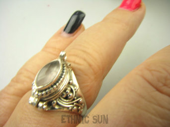 bpe8591 Bogato Zdobiony Delikatny Sekretnik Otwierany Pierścionek Pierścień na marzenia Kwarc Różowy r.18/ r.19 Srebro 925