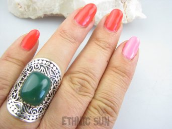 bpe4610 BIŻUTERIA  EGZOTYCZNA  !!! Przepiękny OKAZ Długi Pierścień ZIELONY ONYKS - regeneruje SERCE, EGZEMY, PAMIĘĆ r.17 szeroka obrączka Srebro 925 #