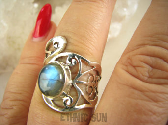 bpe9051 Niezwykły Artysta Ażurowy Regulowany Pierścień Pierścionek naturalny Labradoryt Spektrolit r.12, r.13, r.14, r.15, r.16, r.17 szeroka obrączka Srebro 925
