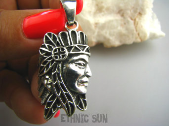 bwe1920 UNIKAT Niesamowity Apacz Wisior INDIANIN symbol Zwycięstwa i Natury wykuty w srebrze SREBRO 925