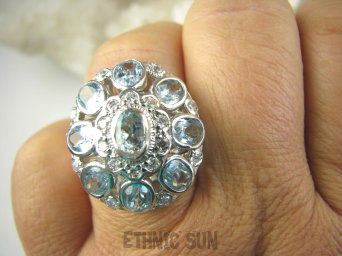 bpee4157 Lśniąca Kopuła Piękny Pierścień Pierścionek Błękitne Blue Topazy, Blue Topaz oraz Cyrkonie r.17 SREBRO RODOWANE 925 #