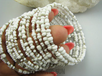 bb3902 Biżuteria Afrykańska !!! Unikalna Egzotyczna Zakręcana Bransoleta Bransoletka z koralików ręcznie robiona przez Masajki Zanzibar CUDOWNA