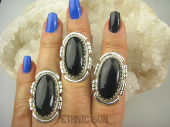 bpe7162 Piękny Egzotyczny pierścień duży kruczo-czarny Onyks regeneruje SERCE, EGZEMY, PAMIĘĆ r.16 Srebro 925 #