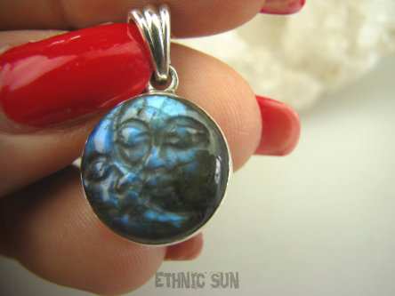 bwe3206 Arcydzieło wykute w labradorycie delikatny Wisior Dwie Twarze - Księżyc i Słońce Labradoryt Spektrolit Kamień Zorzy Polarnej Srebro 925