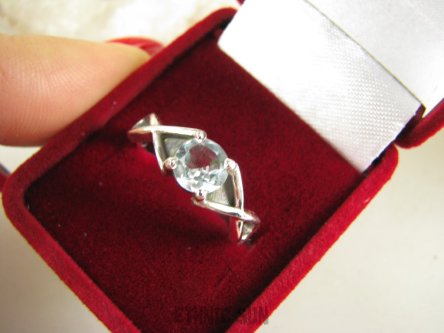 bpee4181 Delikatny śliczny Pierścień Pierścionek OBRĄCZKA szlifowany BLUE TOPAZ - kamień młodości r.22 Srebro 925