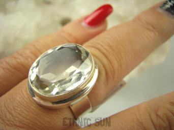 bpee3713 WSPANIAŁY Odpromiennik zdobi leczy chroni Lśniący Pierścień naturalny Kryształ Górski w klasycznej oprawie r.16/ r.17 Srebro 925 #