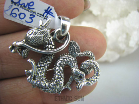 bwe2603 Masywne Smoczysko symbol MĄDROŚCI I OCHRONY SMOK - Mocny AMULET na  POMYŚLNOŚĆ I SIŁĘ  dla Mężczyzn i kobiet !  OCHRONA Przepiękny Wisior Cały ze Srebra SREBRO 925 #