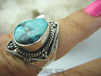 bpe5957 Turkusowy piękniś !!! Pierścień z Naturalnym Turkusem Wielobarwny TURKUS - opiekun ciała i duszy r.13 Srebro 925 #