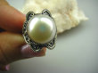 bpee2120  Piękny Pierścień hodowlana naturalna DUŻA PERŁA 1,3cm w orientalnej oprawie Perły r.14/ r.15 Srebro 925 - 9