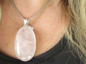 bwe3932 WIELKI 7.3 cm / 3.6 cm PASTELOWY GRUBAS 37 gramów !!!  Duży Przepiękny Wisior Zawieszka Kwarc Różowy - kamień mocnego serca Srebro 925 #