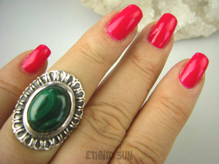 bpe6842 Piękny Egzotyczny Pierścień z Malachitem zielony MALACHIT - pobudza kreatywność r.15 Srebro 925 #