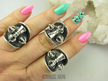 bpe8867 Pierścień do OCHRONY modlitwy oraz zdobienia Obracający się Młynek Modlitewny Pierścień Pierścionek ze srebra Amulet DORJE MODLITEWNIK r.17/r.18 Srebro 925 #