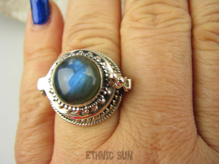 bpe8596 Biżuteria Orientalna Piękny Sekretnik UNIKAT !!! Otwierany Pierścionek Pierścień na zdjęcia Labradoryt Spektrolit - kamień Zorzy Polarnej r.19 Srebro 925 #