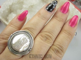 bpee4474 Wielka PERŁA BIWA CUDO piękny Elegancki Pierścień Pierścionek z niesamowitą DUŻA opalizująca perła r.19 Srebro 925 #