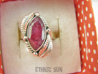 bpee4438 Delikatny Pierścień Pierścionek NATURALNY RUBIN INDYJSKI Rubiny r.13 Srebro 925