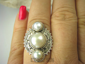 bpee3673 LŚNIĄCY Pierścień hodowlane prawdziwe śnieżnobiałe PERŁY PERŁA r.17/ r.18 Srebro 925 #