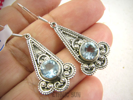 bkee1052 Egzotyczne Uwodzicielki Długie LEKKIE Kolczyki Błękitny Blue Topaz - kamień młodości Srebro 925