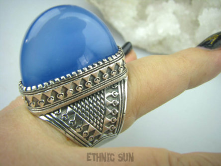 bpe5565 MAROKAŃSKIE CUDO XXL Duży Wysoki Masywny 25 gramów !!! PIERŚCIEŃ z szeroką obrączką Chalcedon -  (TARCZYCA) czakra gardłar  r.18 Srebro 925 Maroko #