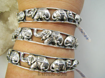 bb3943 DZIKA AFRYKA - Stado SŁONI Amulet bransoleta na szczęście   !!! Piękna 26 g!! PRZESTRZENNA 3D !!! Otwarta Bransoleta Bangla Cała ze Srebra Słonie SREBRO 925 #