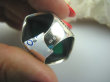 bpe4880 CZARODZIEJSKI OKAZ 21 gramów !!! DUŻY PIERŚCIEŃ ZIELONY ONYKS - SERCE, EGZEMY,PAMIĘĆ r.22 pięknie zdobione Srebro 925 # - 7