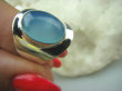 bpe5981 CHALCEDON W LŚNIĄCEJ OPRAWIE !! Klasyczny Pierścień Błękitny Chalcedon - wspomagający leczenie tarczycy r.15 Srebro 925 - 6