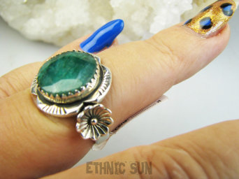 bpee4532 Piękny Pierścień Pierścionek NATURALNY SZMARAGD INDYJSKI Szmaragdy - r.15 Srebro 925 #