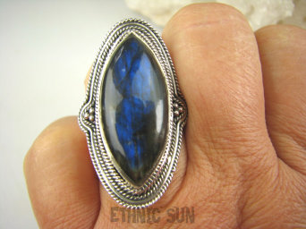 bpe6926 Duży Masywny 14 gramów !! Pierścień czarno-chabrowy Labradoryt Spektrolit kamień Zorzy Polarnej r.18 Srebro 925 #