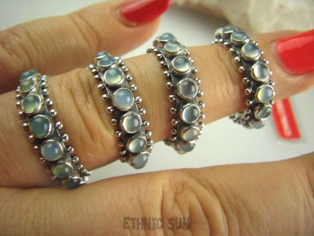 bpe3596 Biżuteria Orientalna !!! Śliczna i Wygodna Obrączka Pierścień Chalcedon - kamień wspomagający leczenie tarczycy, czakra gardła r.20/ r.21 Srebro 925