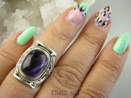 bpe9061 Biżuteria Egzotyczna Pierścień Pierścionek naturalny fioletowy Ametyst - kamień mądrości r.13 Srebro 925 #