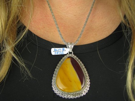 bwe3836 BAŚNIOWY Olbrzym 23 gramy ! Długi 6.4 cm ! Wisior Zawieszka KOJĄCY JASPIS MOKAIT - kamień antystresowy Srebro 925 #