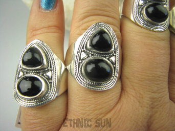 bpe6525 Biżuteria Orientalna - Delikatny OKAZ Pierścień czarny Onyks - regeneruje SERCE, EGZEMY, PAMIĘĆ r.17 Srebro 925 #